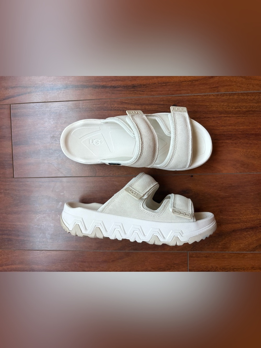 Ugg Sandal - Women’s Captrail Strap Slide